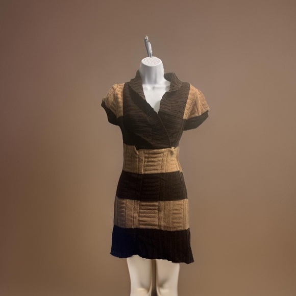 Hera USA knit Sweater Dress-Brown and Cream Striped.Size Large. Good Condition. - Picture 1 of 5